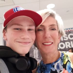 Meet your Posher, Lawrence